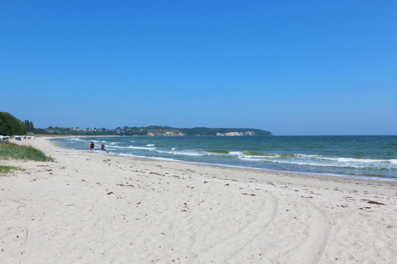 Strandnahe Fewo Mit Balkon, Gratis Nutzung Vom Ahoi Erlebnisbad Und Sauna In Sellin - Rex Rugia Fewo 13-5 洛布 外观 照片